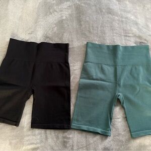 Women’s Exercise Shorts - Black and Teal